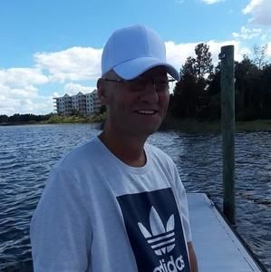 Meet your Posher, Donald